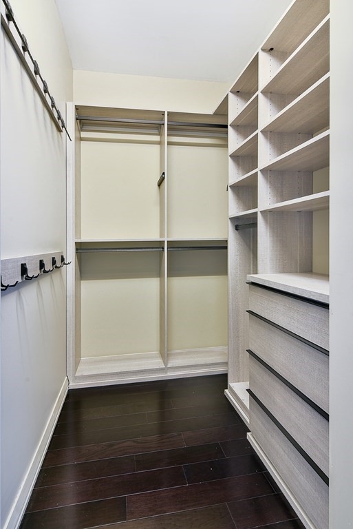 1 Franklin St, Boston, Massachusetts 02110, 2 Bedrooms Bedrooms, 4 Rooms Rooms,2 BathroomsBathrooms,Residential Rental,For Lease,Franklin St,73081731