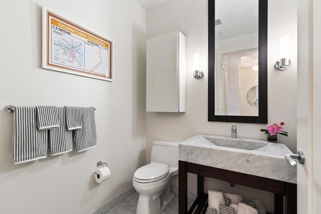 1 Franklin St, Boston, Massachusetts 02110, 2 Bedrooms Bedrooms, 4 Rooms Rooms,2 BathroomsBathrooms,Condominium/co-op,For Sale,Franklin St,73084117