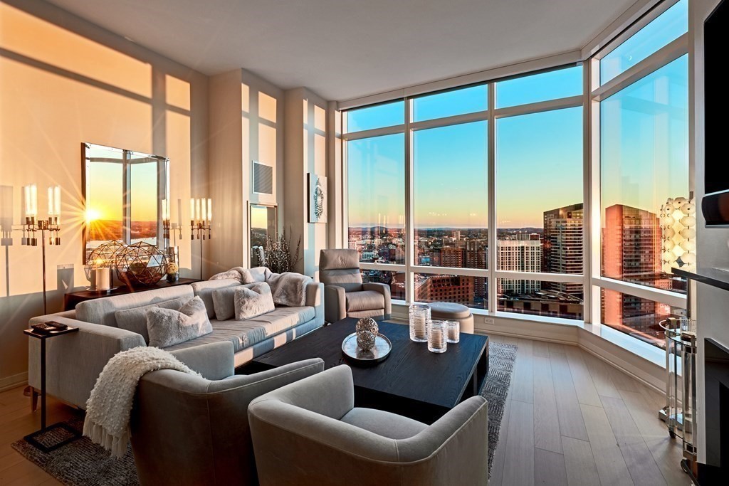 1 Franklin St, Boston, Massachusetts 02110, 2 Bedrooms Bedrooms, 4 Rooms Rooms,2 BathroomsBathrooms,Condominium/co-op,For Sale,Franklin St,73084117