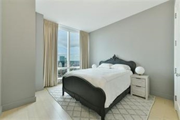 1 Franklin Street, Boston, Massachusetts 02110, 2 Bedrooms Bedrooms, 4 Rooms Rooms,2 BathroomsBathrooms,Residential Rental,For Lease,Franklin Street,73085497