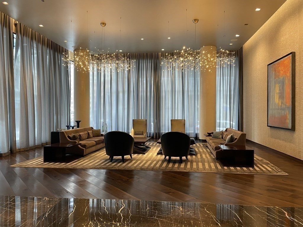 1 Franklin, Boston, Massachusetts 02110, 3 Bedrooms Bedrooms, 5 Rooms Rooms,3 BathroomsBathrooms,Condominium/co-op,For Sale,Franklin,73087561