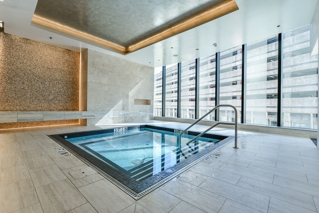 1 Franklin, Boston, Massachusetts 02110, 3 Bedrooms Bedrooms, 5 Rooms Rooms,3 BathroomsBathrooms,Condominium/co-op,For Sale,Franklin,73087561
