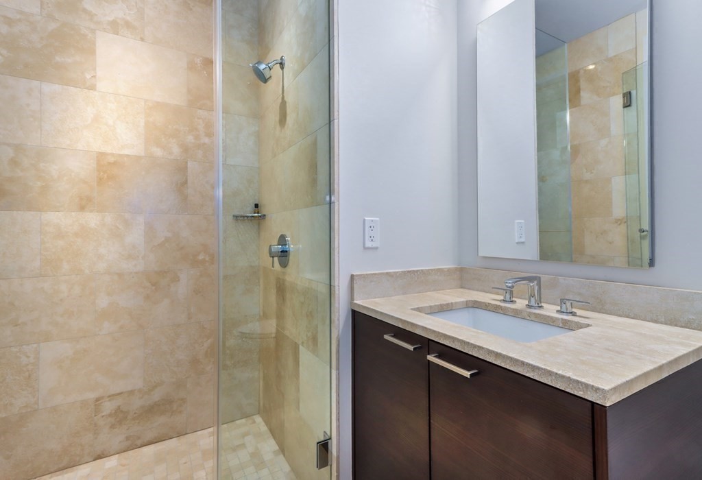 1 Franklin, Boston, Massachusetts 02110, 2 Bedrooms Bedrooms, 8 Rooms Rooms,2 BathroomsBathrooms,Condominium/co-op,For Sale,Franklin,73092476
