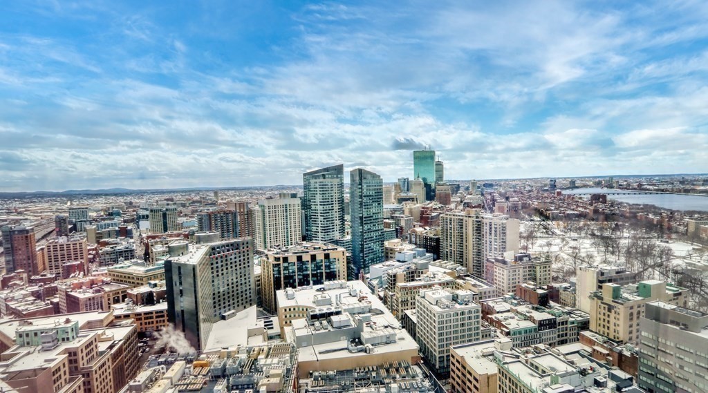 1 Franklin, Boston, Massachusetts 02110, 2 Bedrooms Bedrooms, 8 Rooms Rooms,2 BathroomsBathrooms,Condominium/co-op,For Sale,Franklin,73092476