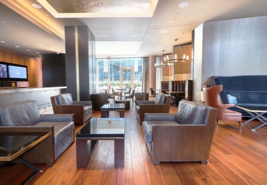 1 Franklin, Boston, Massachusetts 02110, 2 Bedrooms Bedrooms, 8 Rooms Rooms,2 BathroomsBathrooms,Condominium/co-op,For Sale,Franklin,73092476