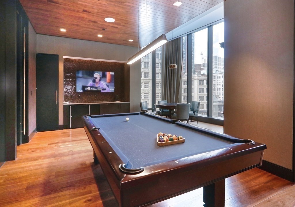 1 Franklin, Boston, Massachusetts 02110, 2 Bedrooms Bedrooms, 8 Rooms Rooms,2 BathroomsBathrooms,Condominium/co-op,For Sale,Franklin,73092476