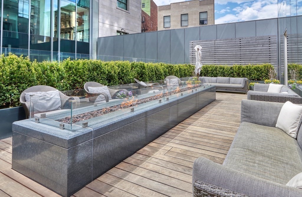 1 Franklin, Boston, Massachusetts 02110, 2 Bedrooms Bedrooms, 8 Rooms Rooms,2 BathroomsBathrooms,Condominium/co-op,For Sale,Franklin,73092476