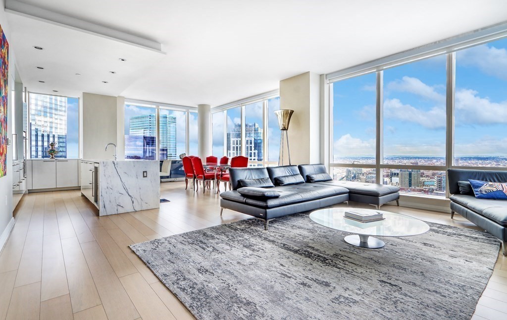 1 Franklin, Boston, Massachusetts 02110, 2 Bedrooms Bedrooms, 8 Rooms Rooms,2 BathroomsBathrooms,Condominium/co-op,For Sale,Franklin,73092476