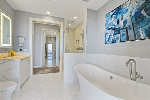 1 Franklin St, Boston, Massachusetts 02110, 3 Bedrooms Bedrooms, 7 Rooms Rooms,4 BathroomsBathrooms,Condominium/co-op,For Sale,Franklin St,73095149