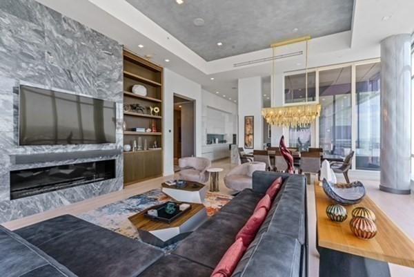 1 Franklin St, Boston, Massachusetts 02110, 3 Bedrooms Bedrooms, 7 Rooms Rooms,4 BathroomsBathrooms,Condominium/co-op,For Sale,Franklin St,73095149