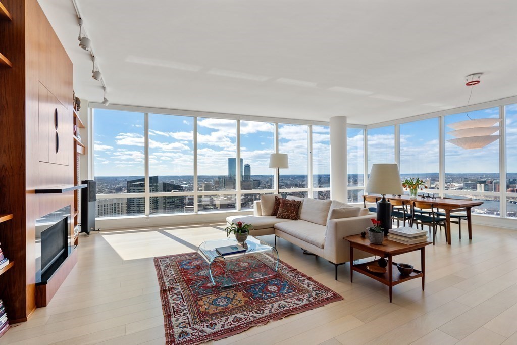 1 Franklin Street, Boston, Massachusetts 02110, 3 Bedrooms Bedrooms, 6 Rooms Rooms,3 BathroomsBathrooms,Condominium/co-op,For Sale,Franklin Street,73096519