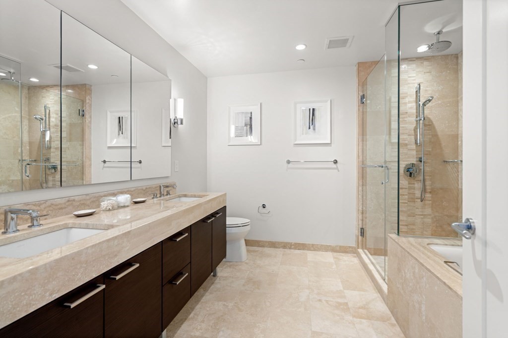 1 Franklin St, Boston, Massachusetts 02110, 2 Bedrooms Bedrooms, 4 Rooms Rooms,2 BathroomsBathrooms,Condominium/co-op,For Sale,Franklin St,73101414