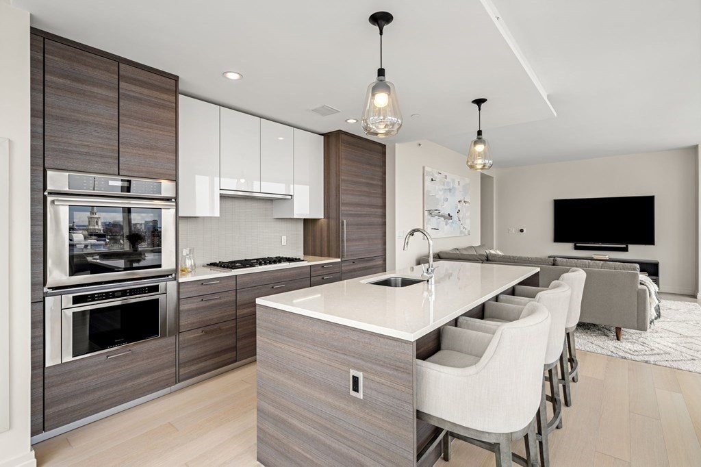 1 Franklin St, Boston, Massachusetts 02110, 2 Bedrooms Bedrooms, 4 Rooms Rooms,2 BathroomsBathrooms,Condominium/co-op,For Sale,Franklin St,73101414