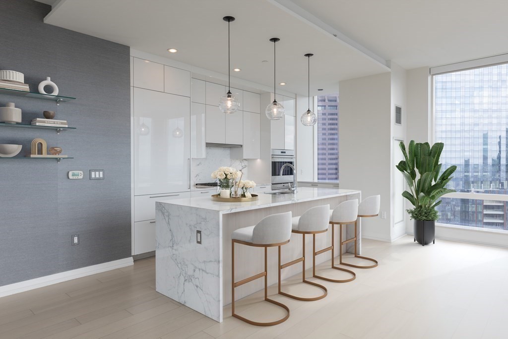 1 Franklin, Boston, Massachusetts 02110, 2 Bedrooms Bedrooms, 5 Rooms Rooms,2 BathroomsBathrooms,Residential Rental,For Lease,Franklin,73102082