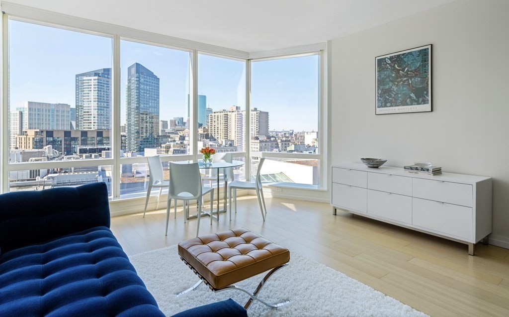 1 Franklin St, Boston, Massachusetts 02110, 1 Bedroom Bedrooms, 3 Rooms Rooms,1 BathroomBathrooms,Condominium/co-op,For Sale,Franklin St,73103408