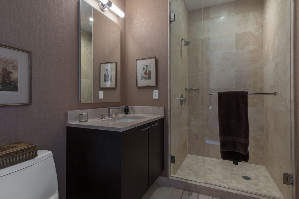 1 Franklin St, Boston, Massachusetts 02110, 3 Bedrooms Bedrooms, 5 Rooms Rooms,4 BathroomsBathrooms,Condominium/co-op,For Sale,Franklin St,73104182