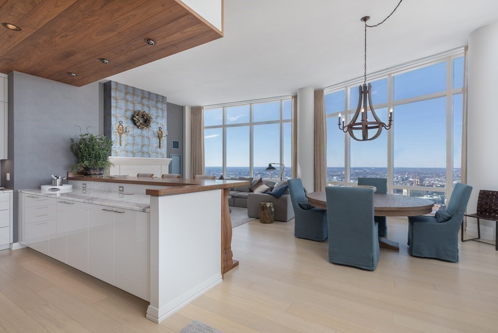1 Franklin St, Boston, Massachusetts 02110, 3 Bedrooms Bedrooms, 5 Rooms Rooms,4 BathroomsBathrooms,Condominium/co-op,For Sale,Franklin St,73104182