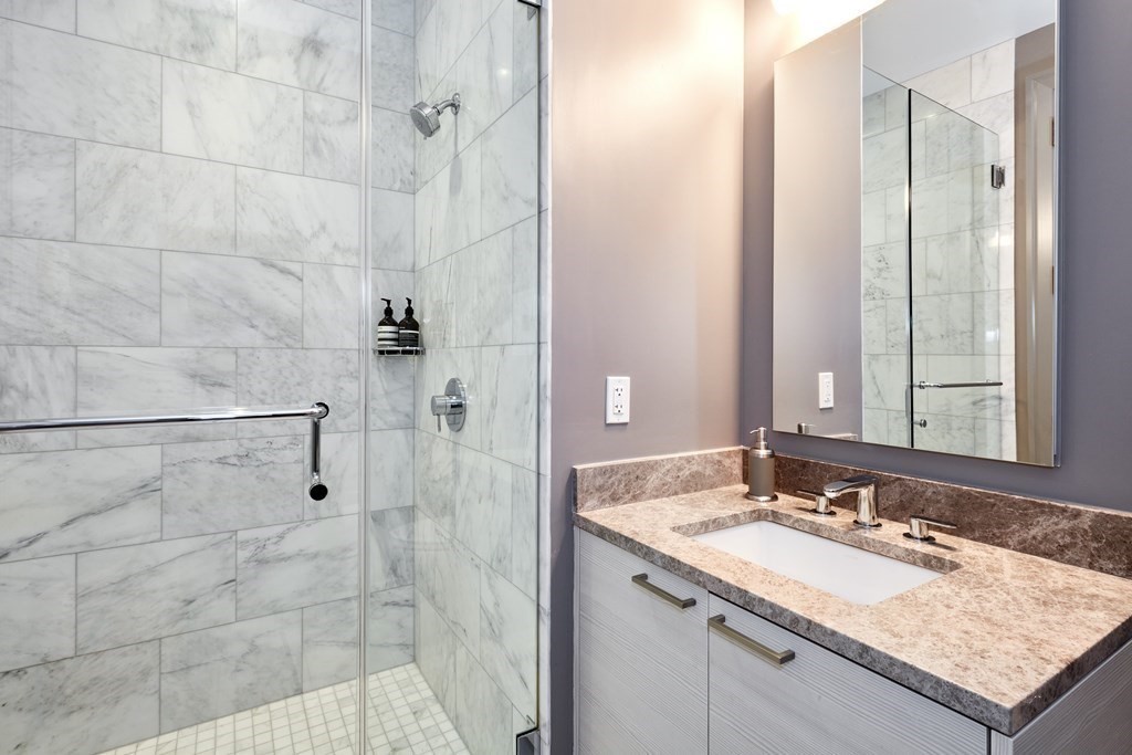 1 Franklin St, Boston, Massachusetts 02110, 3 Bedrooms Bedrooms, 5 Rooms Rooms,3 BathroomsBathrooms,Condominium/co-op,For Sale,Franklin St,73105965