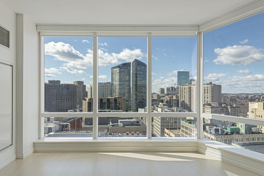 1 Franklin St, Boston, Massachusetts 02110, 1 Bedroom Bedrooms, 3 Rooms Rooms,1 BathroomBathrooms,Residential Rental,For Lease,Franklin St,73108536