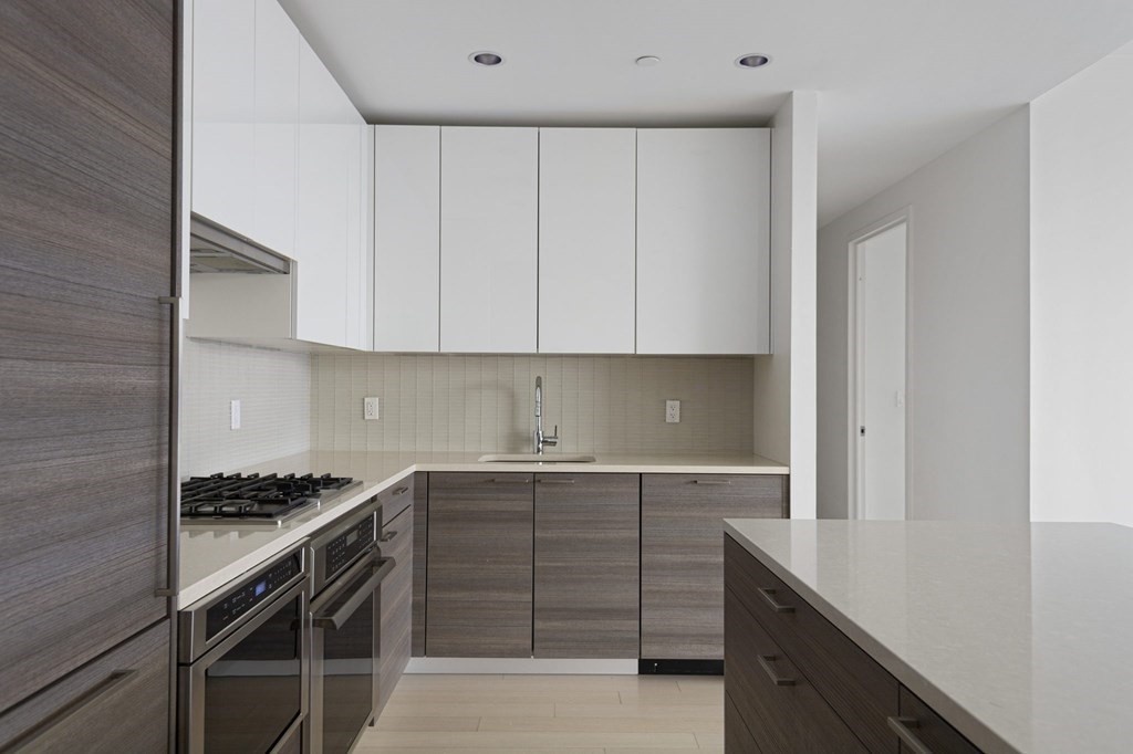 1 Franklin St, Boston, Massachusetts 02110, 1 Bedroom Bedrooms, 3 Rooms Rooms,1 BathroomBathrooms,Residential Rental,For Lease,Franklin St,73108536