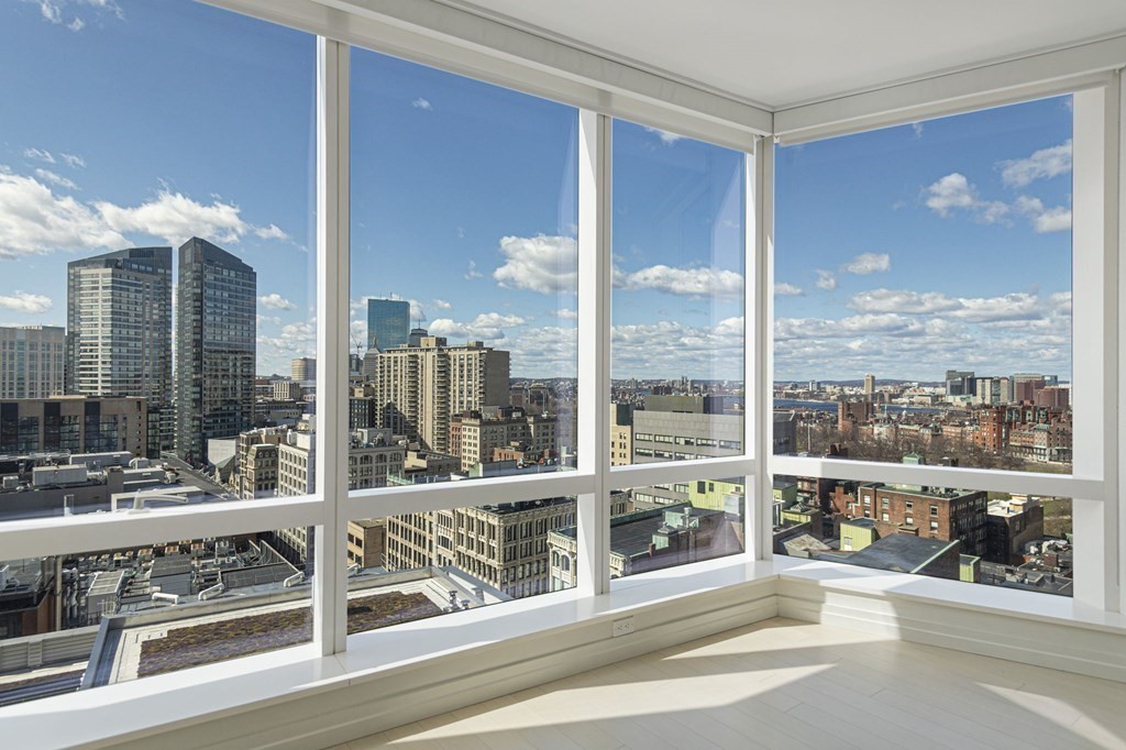 1 Franklin St, Boston, Massachusetts 02110, 1 Bedroom Bedrooms, 3 Rooms Rooms,1 BathroomBathrooms,Residential Rental,For Lease,Franklin St,73108536