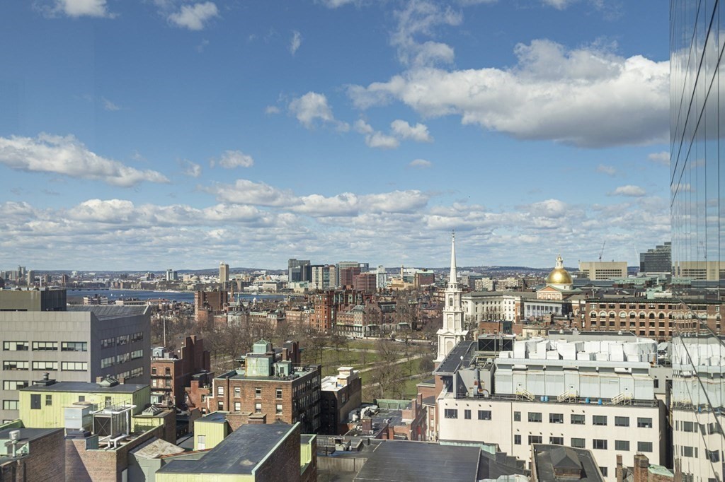 1 Franklin St, Boston, Massachusetts 02110, 1 Bedroom Bedrooms, 3 Rooms Rooms,1 BathroomBathrooms,Residential Rental,For Lease,Franklin St,73108536