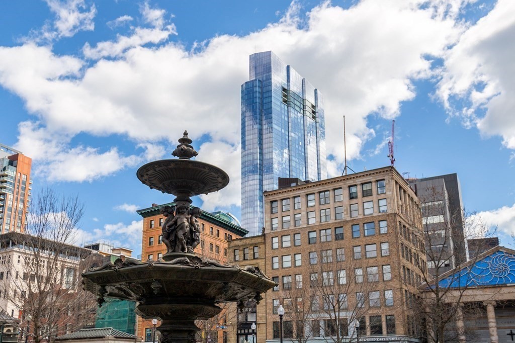 1 Franklin St, Boston, Massachusetts 02110, 1 Bedroom Bedrooms, 3 Rooms Rooms,1 BathroomBathrooms,Residential Rental,For Lease,Franklin St,73108536