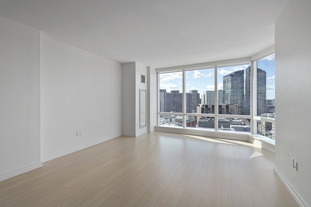 1 Franklin St, Boston, Massachusetts 02110, 1 Bedroom Bedrooms, 3 Rooms Rooms,1 BathroomBathrooms,Residential Rental,For Lease,Franklin St,73108536