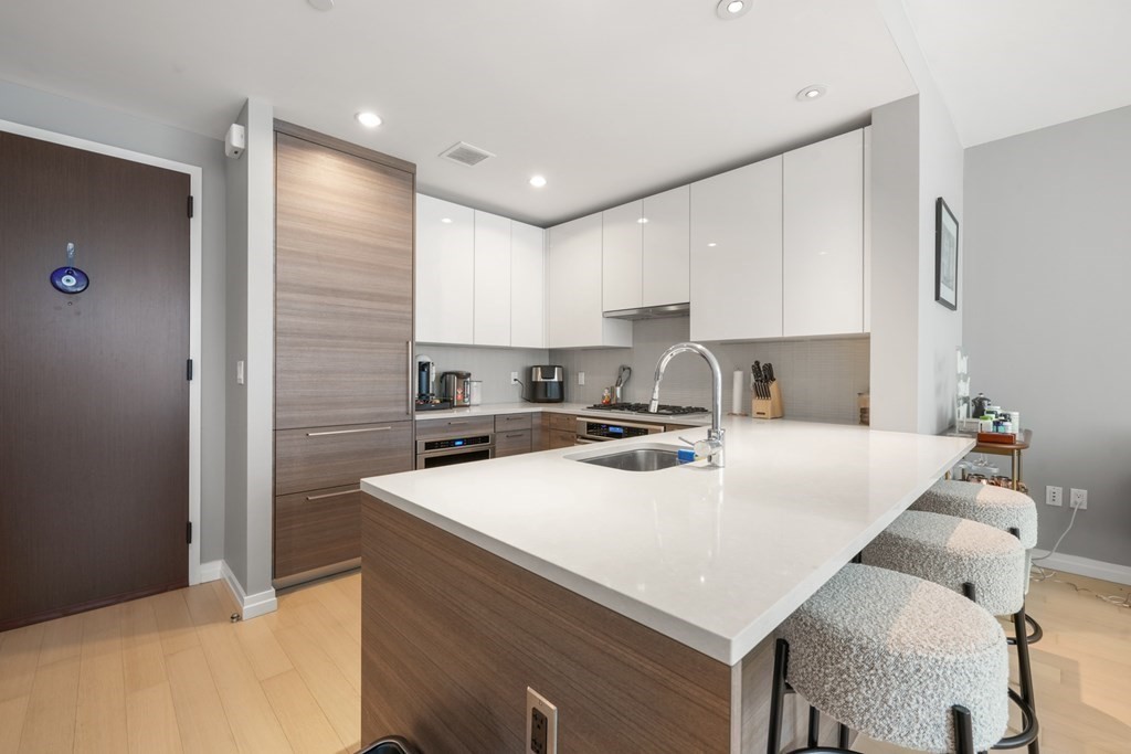 1 Franklin St, Boston, Massachusetts 02110, 1 Bedroom Bedrooms, 3 Rooms Rooms,1 BathroomBathrooms,Condominium/co-op,For Sale,Franklin St,73109029