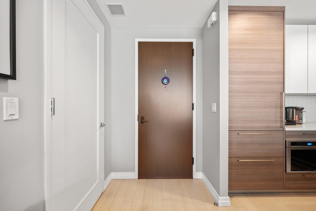 1 Franklin St, Boston, Massachusetts 02110, 1 Bedroom Bedrooms, 3 Rooms Rooms,1 BathroomBathrooms,Condominium/co-op,For Sale,Franklin St,73109029