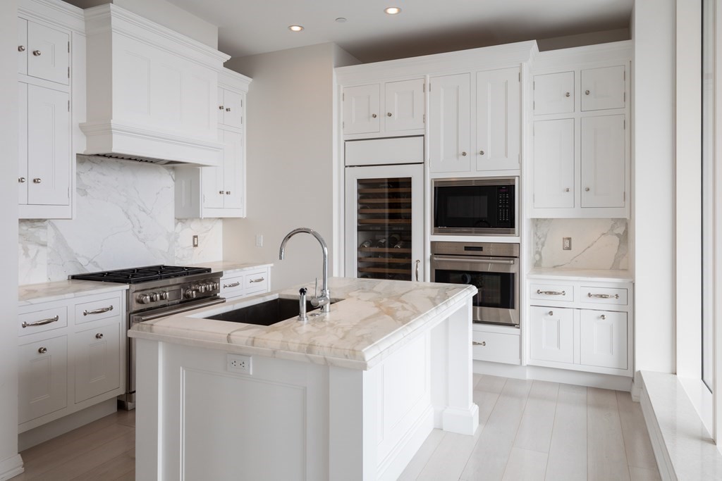 1 Franklin Street, Boston, Massachusetts 02110, 2 Bedrooms Bedrooms, 4 Rooms Rooms,2 BathroomsBathrooms,Condominium/co-op,For Sale,Franklin Street,73110947