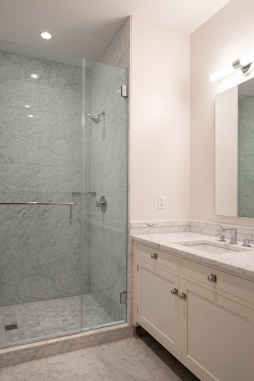 1 Franklin Street, Boston, Massachusetts 02110, 2 Bedrooms Bedrooms, 4 Rooms Rooms,2 BathroomsBathrooms,Condominium/co-op,For Sale,Franklin Street,73110947