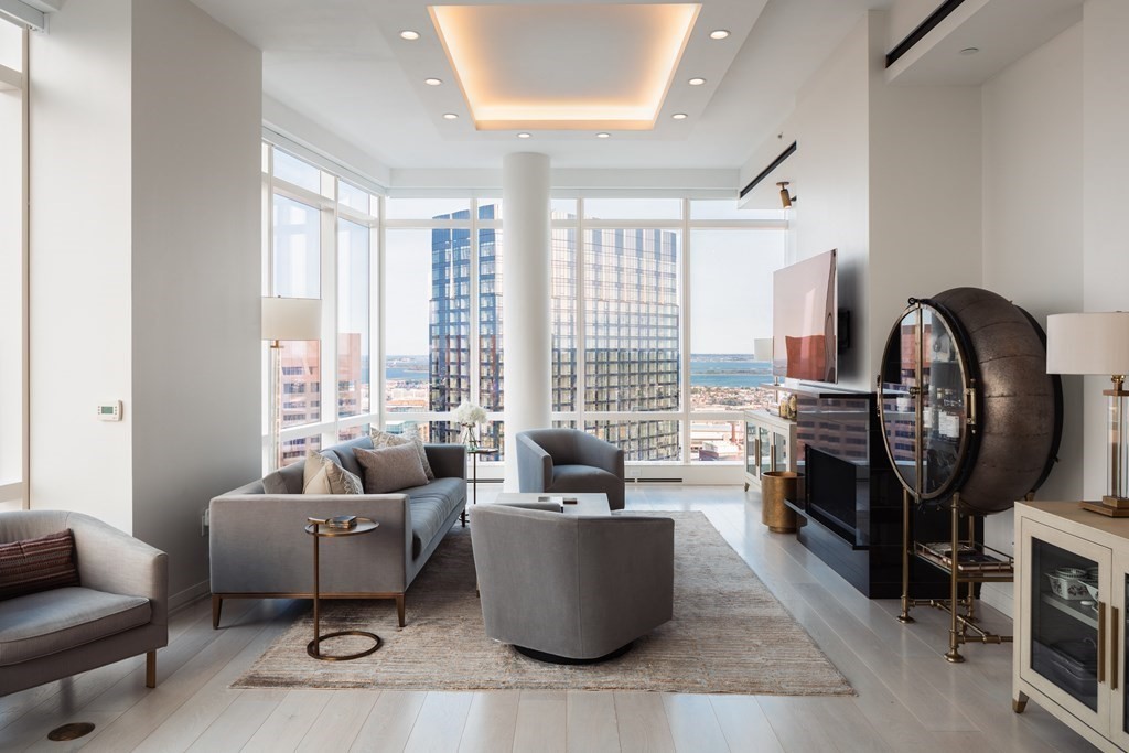 1 Franklin Street, Boston, Massachusetts 02110, 2 Bedrooms Bedrooms, 4 Rooms Rooms,2 BathroomsBathrooms,Condominium/co-op,For Sale,Franklin Street,73110947