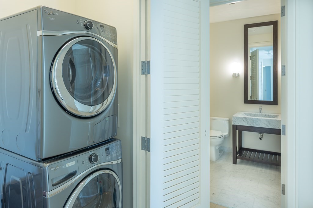 1 Franklin Street, Boston, Massachusetts 02110, 3 Bedrooms Bedrooms, 6 Rooms Rooms,3 BathroomsBathrooms,Residential Rental,For Lease,Franklin Street,73112653