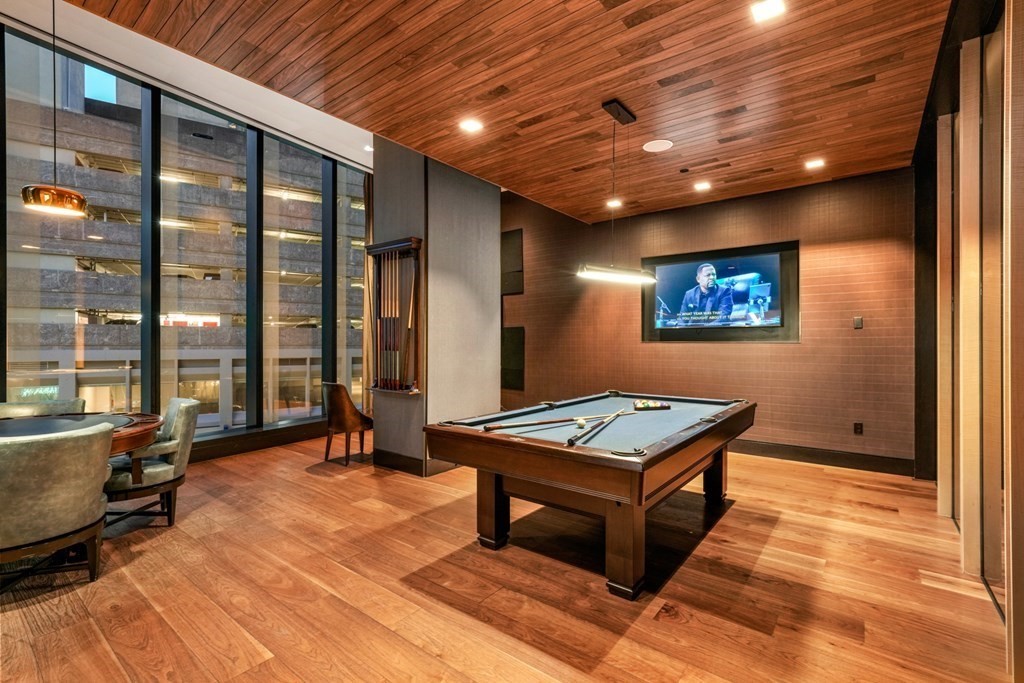 1 Franklin Street, Boston, Massachusetts 02110, 3 Bedrooms Bedrooms, 6 Rooms Rooms,3 BathroomsBathrooms,Residential Rental,For Lease,Franklin Street,73112653