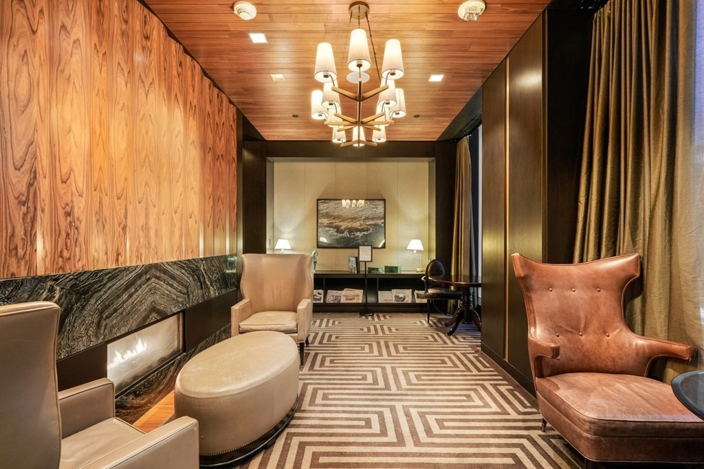 1 Franklin Street, Boston, Massachusetts 02110, 3 Bedrooms Bedrooms, 6 Rooms Rooms,3 BathroomsBathrooms,Residential Rental,For Lease,Franklin Street,73112653