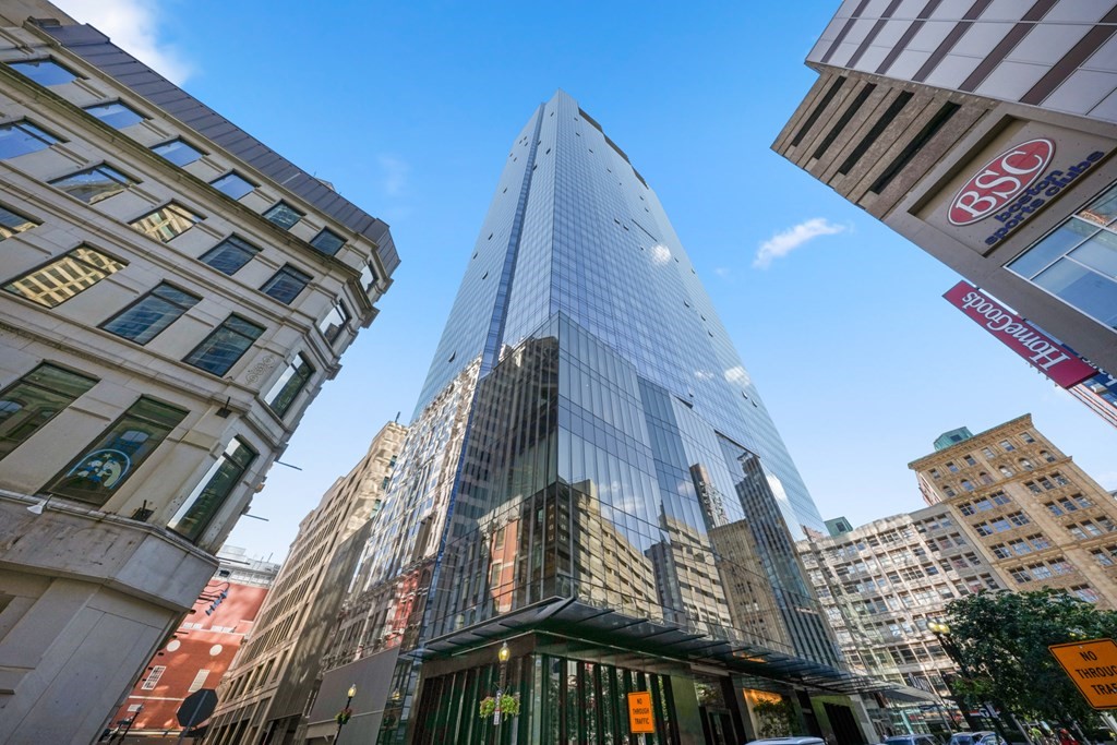 1 Franklin Street, Boston, Massachusetts 02110, 3 Bedrooms Bedrooms, 6 Rooms Rooms,3 BathroomsBathrooms,Residential Rental,For Lease,Franklin Street,73112653