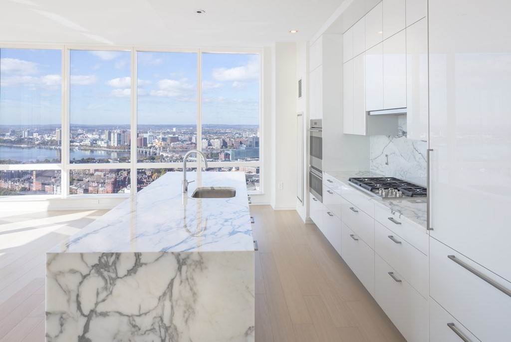 1 Franklin Street, Boston, Massachusetts 02110, 3 Bedrooms Bedrooms, 6 Rooms Rooms,3 BathroomsBathrooms,Residential Rental,For Lease,Franklin Street,73112653