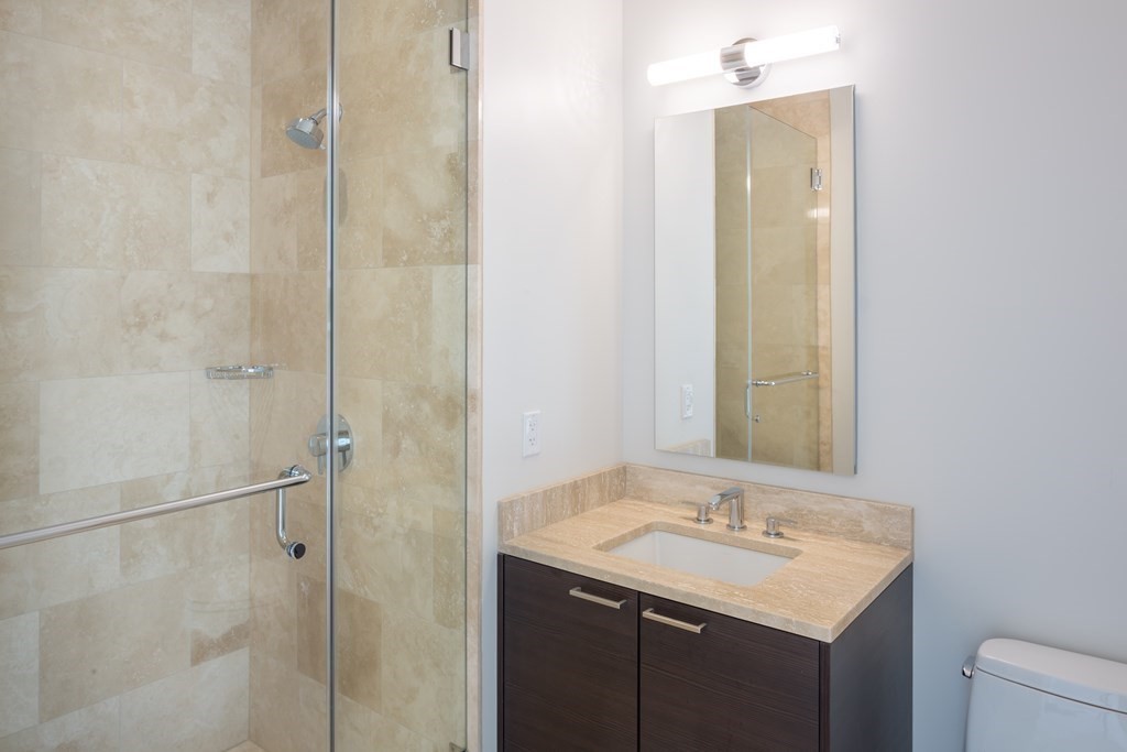1 Franklin Street, Boston, Massachusetts 02110, 3 Bedrooms Bedrooms, 6 Rooms Rooms,3 BathroomsBathrooms,Residential Rental,For Lease,Franklin Street,73112653