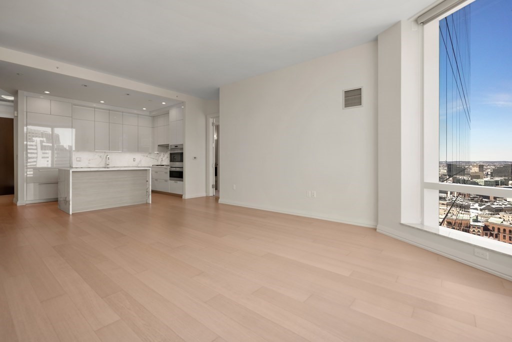 1 Franklin Street, Boston, Massachusetts 02110, 2 Bedrooms Bedrooms, 4 Rooms Rooms,2 BathroomsBathrooms,Residential Rental,For Lease,Franklin Street,73114959