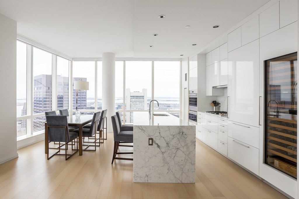 1 Franklin, Boston, Massachusetts 02110, 3 Bedrooms Bedrooms, 6 Rooms Rooms,3 BathroomsBathrooms,Residential Rental,For Lease,Franklin,73115511