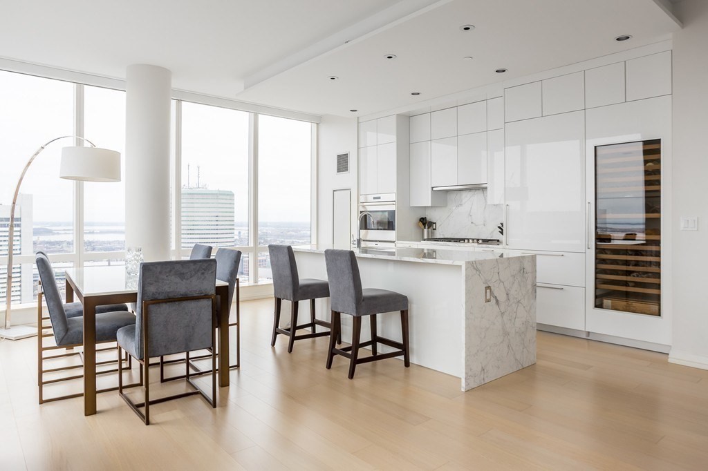 1 Franklin, Boston, Massachusetts 02110, 3 Bedrooms Bedrooms, 6 Rooms Rooms,3 BathroomsBathrooms,Residential Rental,For Lease,Franklin,73115511