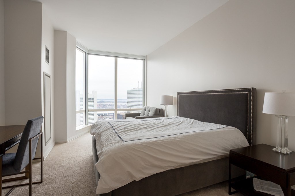 1 Franklin, Boston, Massachusetts 02110, 3 Bedrooms Bedrooms, 6 Rooms Rooms,3 BathroomsBathrooms,Residential Rental,For Lease,Franklin,73115511