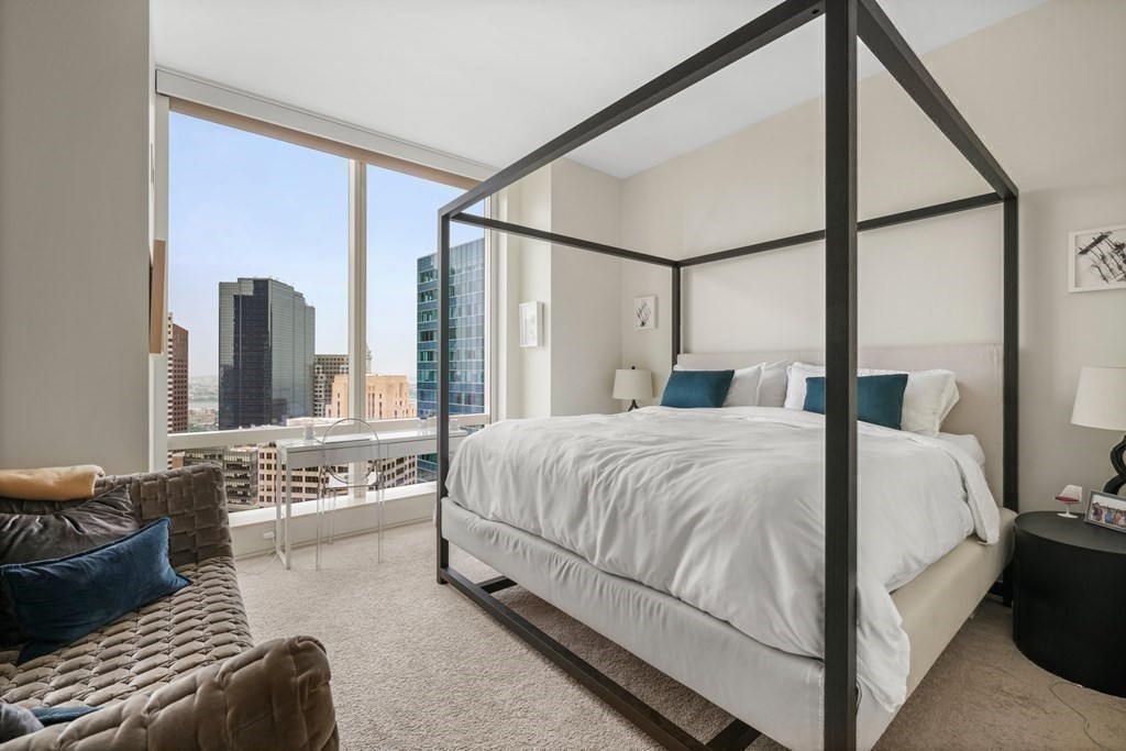 1 Franklin St, Boston, Massachusetts 02110, 3 Bedrooms Bedrooms, 8 Rooms Rooms,3 BathroomsBathrooms,Residential Rental,For Lease,Franklin St,73118967