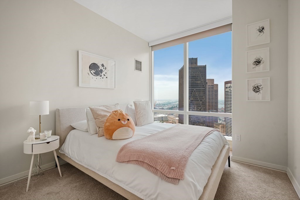 1 Franklin St, Boston, Massachusetts 02110, 3 Bedrooms Bedrooms, 8 Rooms Rooms,3 BathroomsBathrooms,Residential Rental,For Lease,Franklin St,73118967