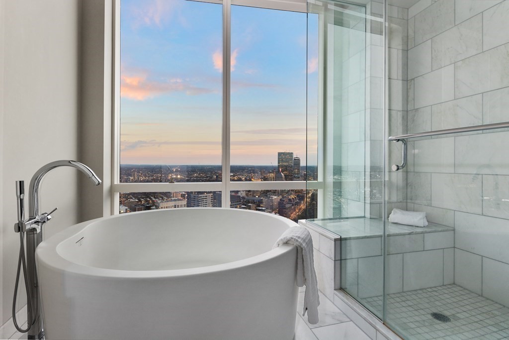 1 Franklin Street, Boston, Massachusetts 02110, 3 Bedrooms Bedrooms, 8 Rooms Rooms,4 BathroomsBathrooms,Condominium/co-op,For Sale,Franklin Street,73125571