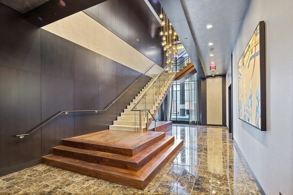 1 Franklin Street, Boston, Massachusetts 02110, 3 Bedrooms Bedrooms, 8 Rooms Rooms,4 BathroomsBathrooms,Condominium/co-op,For Sale,Franklin Street,73125571