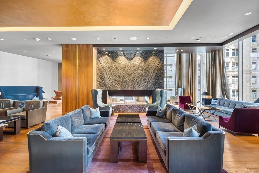 1 Franklin Street, Boston, Massachusetts 02110, 3 Bedrooms Bedrooms, 8 Rooms Rooms,4 BathroomsBathrooms,Condominium/co-op,For Sale,Franklin Street,73125571