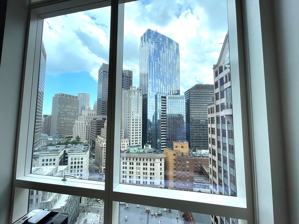 1 Franklin Street, Boston, Massachusetts 02111, 1 Bedroom Bedrooms, 2 Rooms Rooms,1 BathroomBathrooms,Residential Rental,For Lease,Franklin Street,73130924