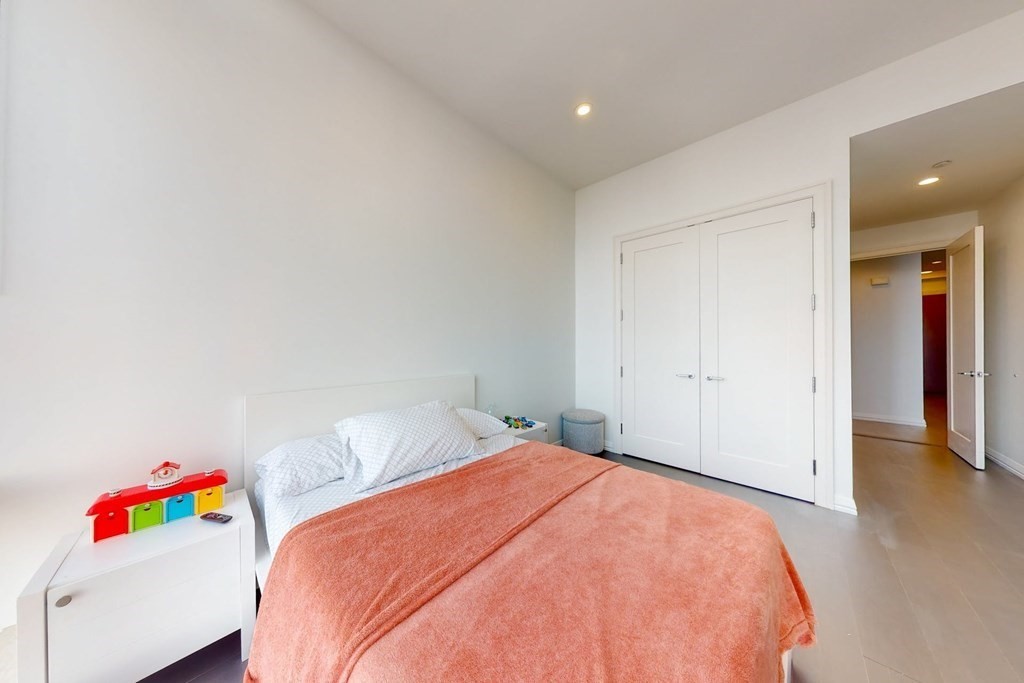1 Franklin St, Boston, Massachusetts 02110, 2 Bedrooms Bedrooms, 5 Rooms Rooms,2 BathroomsBathrooms,Residential Rental,For Lease,Franklin St,73130926